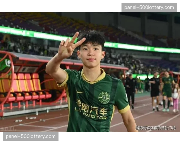 浙江队3-2险胜,五粒进球全部来自攻防转换后的进攻 浙江队3-2险胜,五粒进球全部来自攻防转换后的进攻