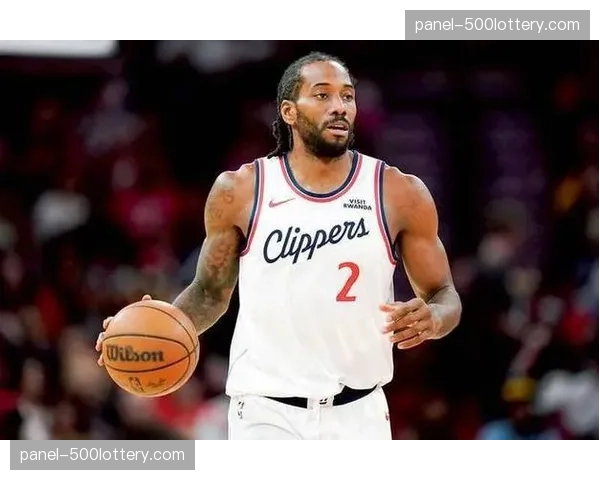 经纪人证实:科怀·伦纳德将执行下赛季球员选项,留守快船